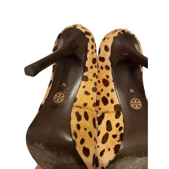 TORY BURCH Calf Hair Cheetah Print Leather Heels Shoes Women's 7M - Picture 10 of 11